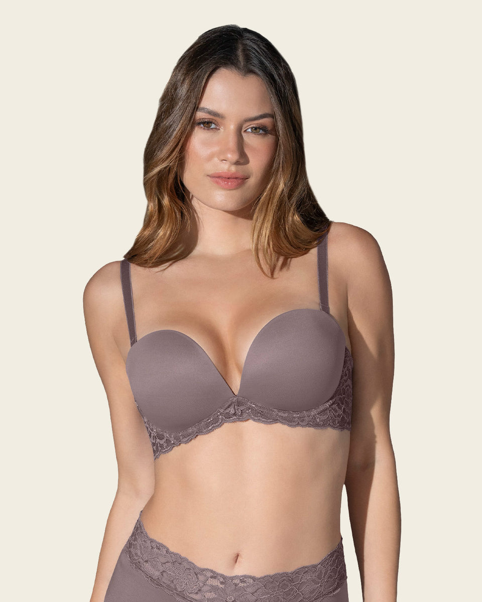 Brasier triple realce efecto 3D escote profundo