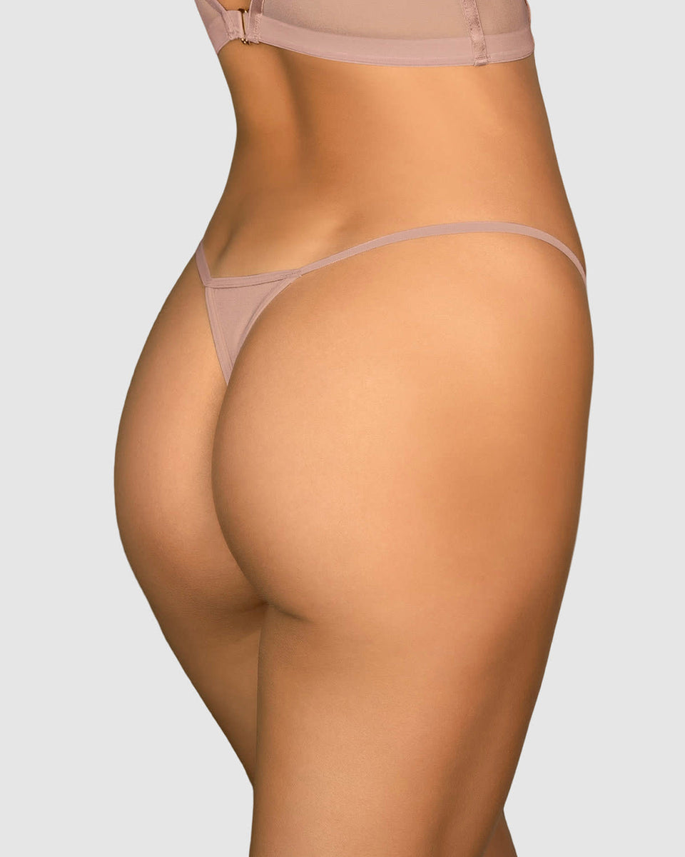 Tanga brasilera con detalles en tul
