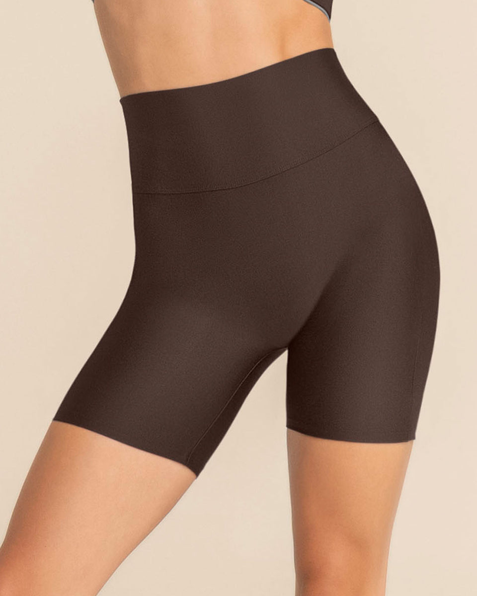 Short deportivo tipo biker