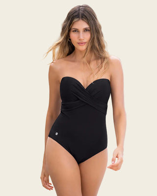 Traje de baño strapless con realce incorporado en las copas#color_700-negro