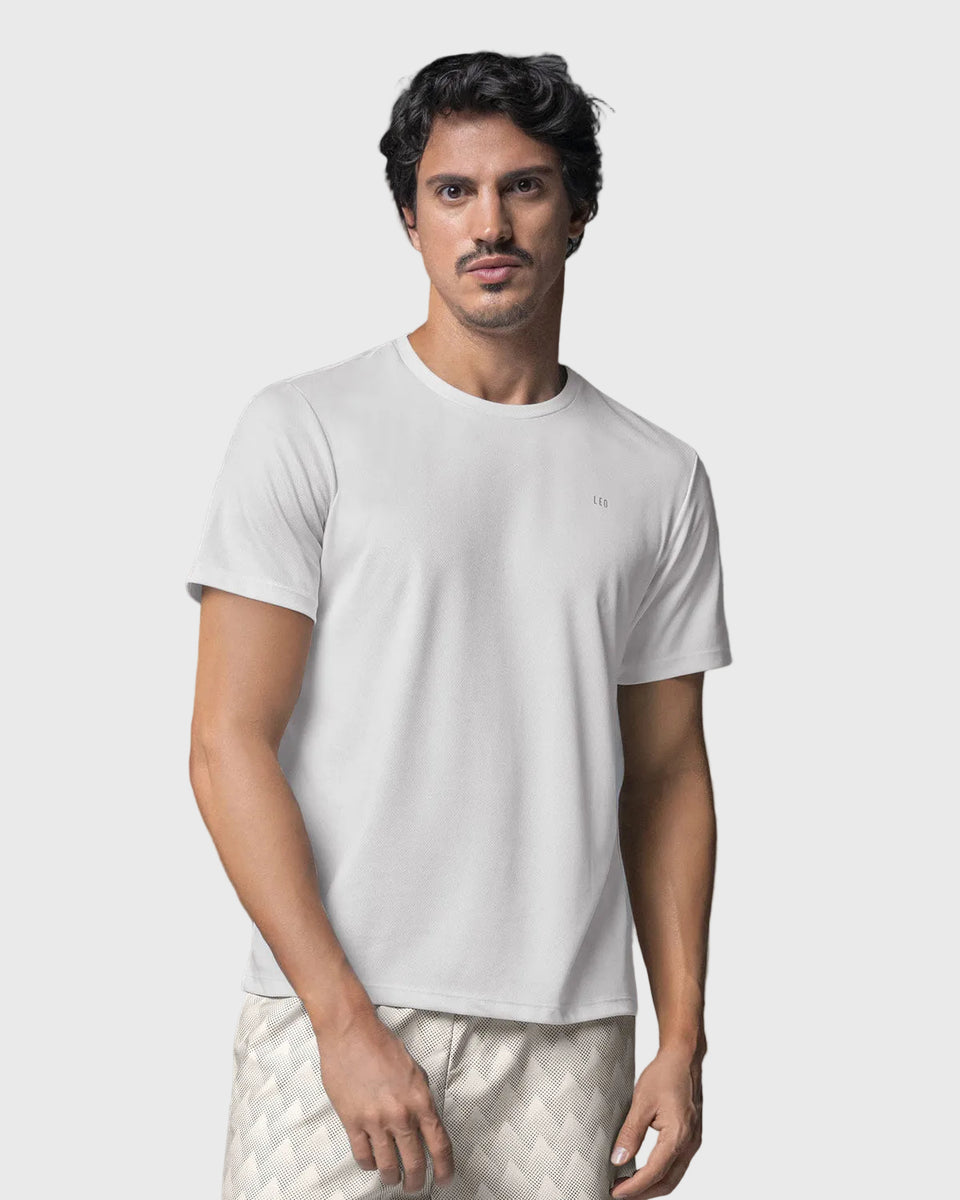 Camiseta deportiva masculina semiajustada de secado rápido