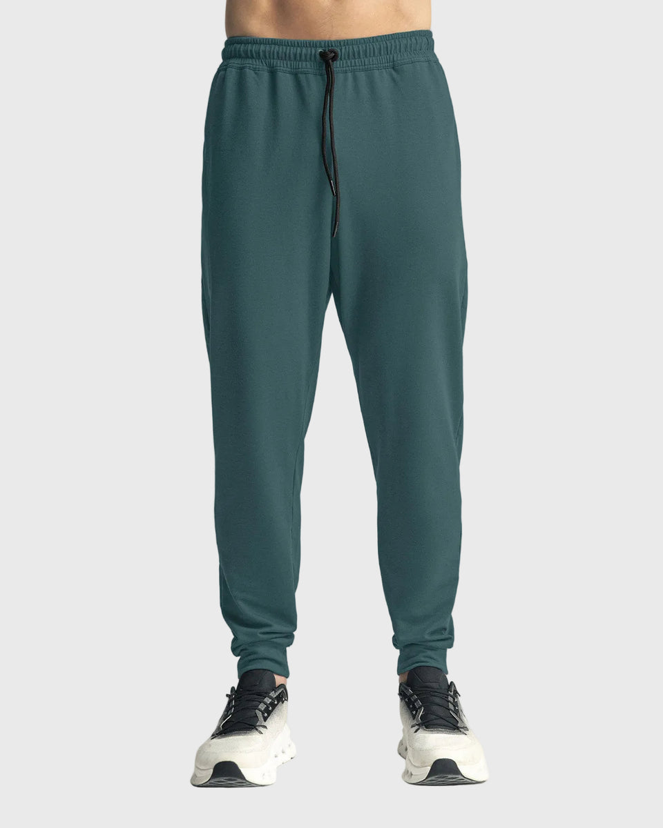 Jogger deportivo estilo sudadera con bolsillos laterales funcionales