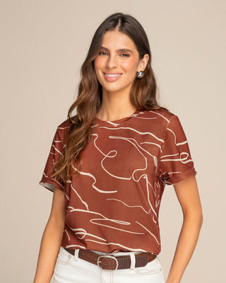 Blusa manga corta estampada con dobladillo en manga#color_b85-terracota