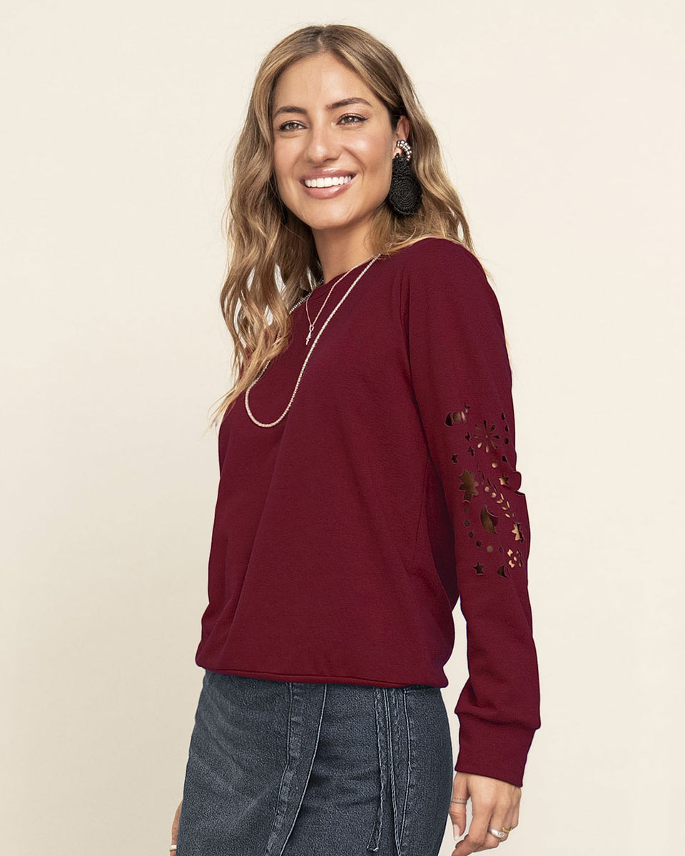 Blusa manga larga con estampado localizado de cuello redondo