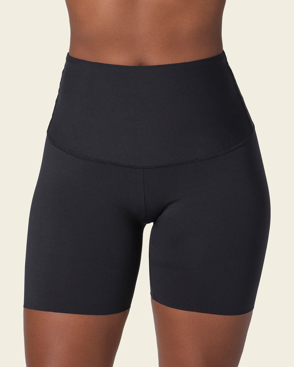 Short de control de abdomen y cintura que disimula la celulitis