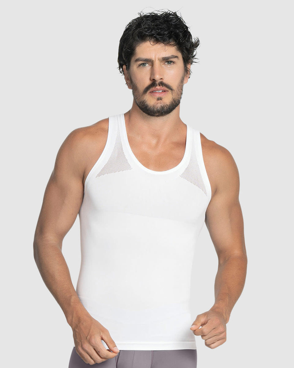 Camiseta ajustada para hombre de compresión suave en microfibra