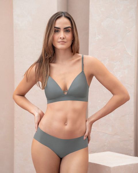 Brasier cómodo ultraplano en base y espalda#color_673-gris