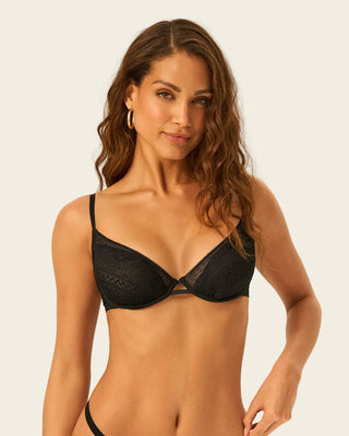 Bralette con arco en encaje liviano y suave#color_700-negro