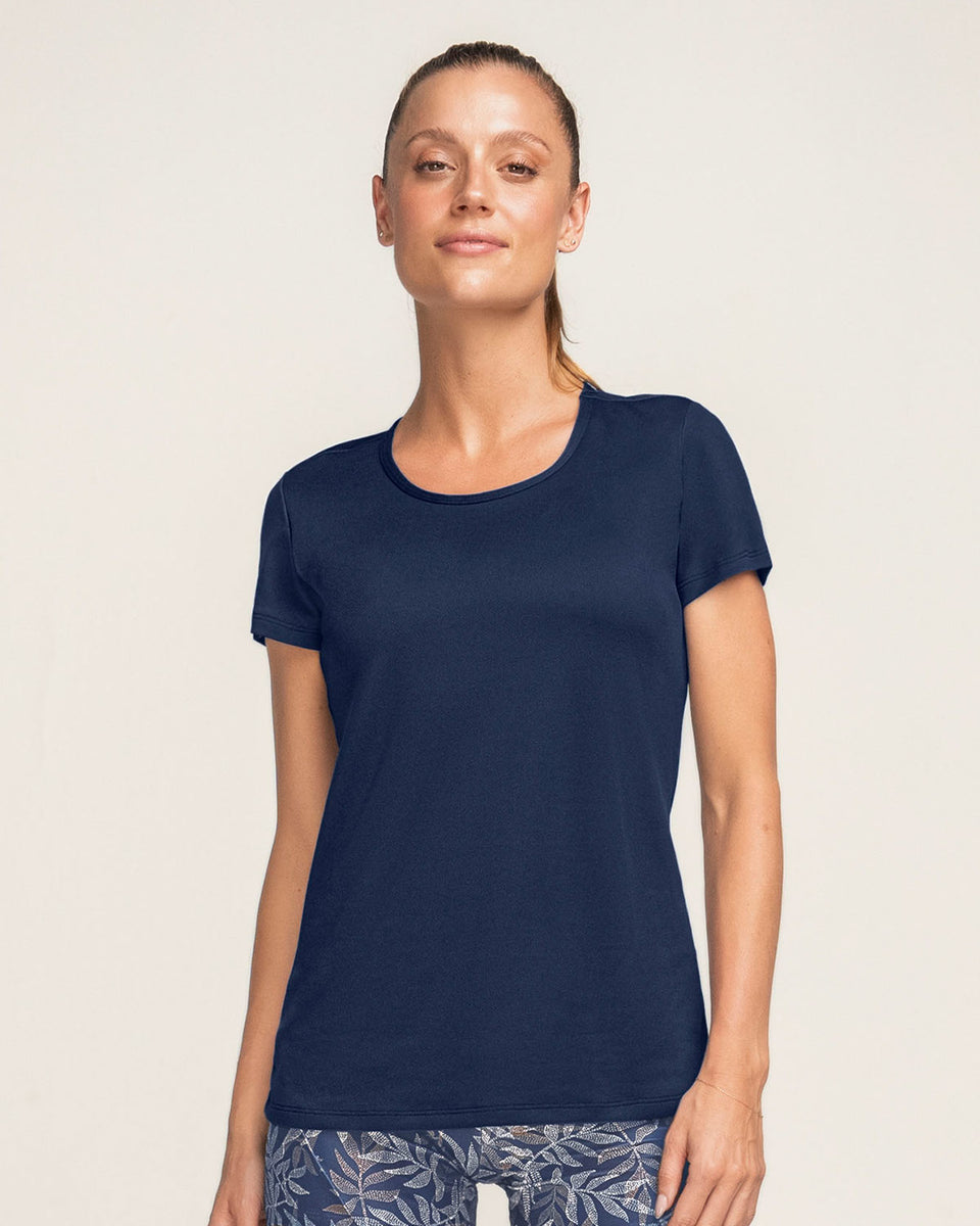 Blusa deportiva de secado rápido y silueta semiajustada