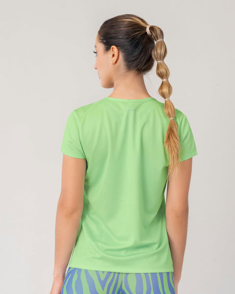Blusa deportiva de secado rápido y silueta semiajustada#color_618-verde