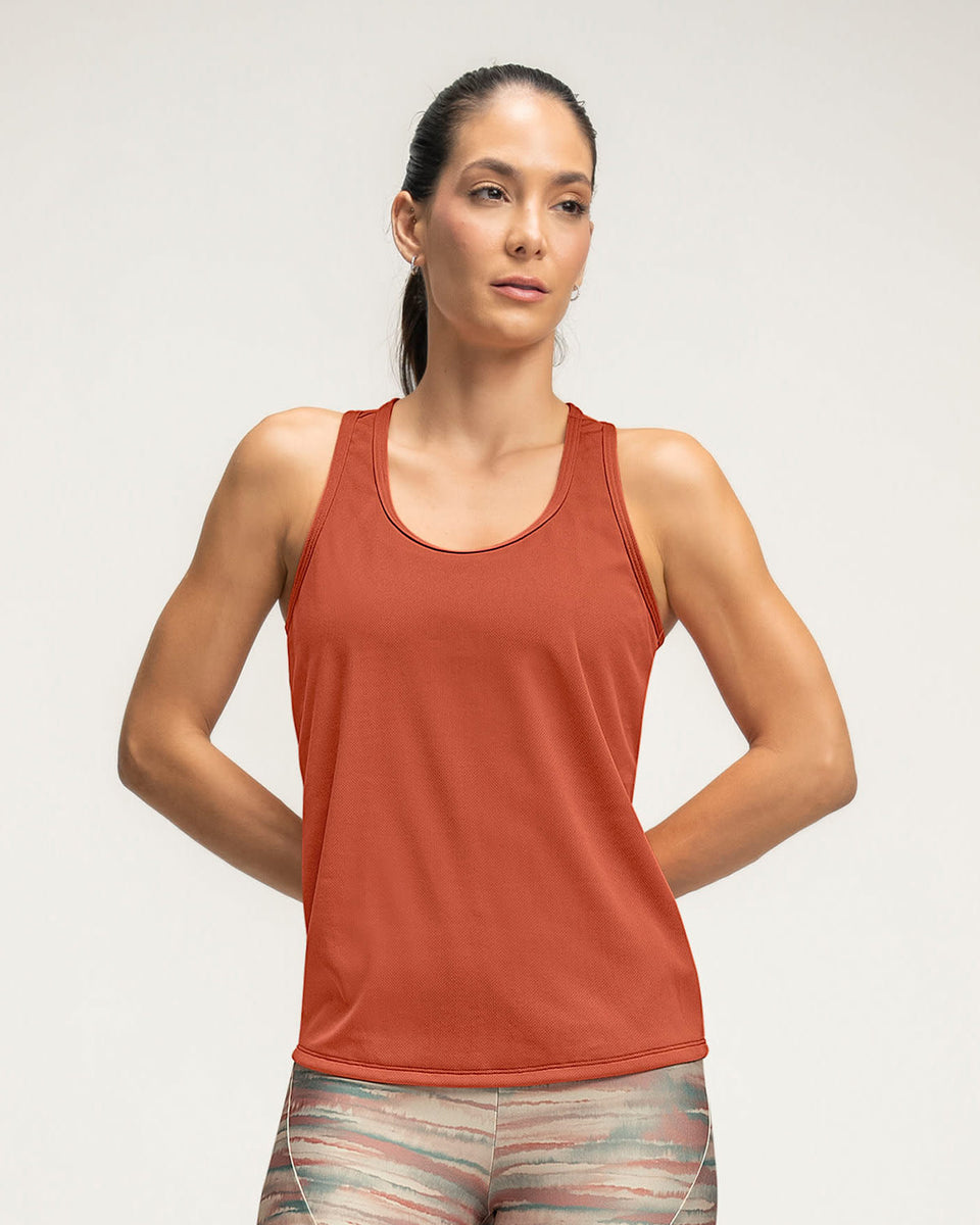 Blusa deportiva de secado rápido y silueta semiajustada para mujer