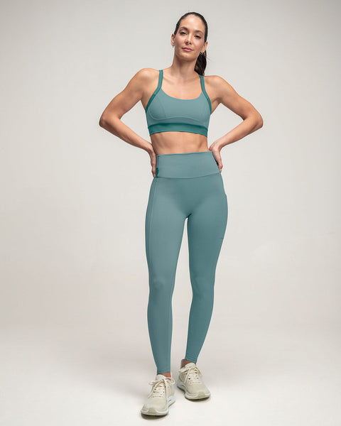 Legging tiro alto control en abdomen y muslos con bolsillo lateral#color_644-verde