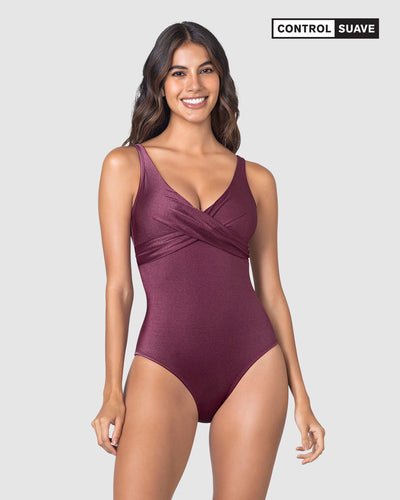 Vestido de baño entero con control de abdomen y tela con brillo#color_466-vinotinto