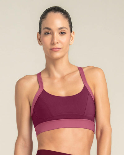 Top deportivo de soporte fuerte de busto y máximo ajuste#color_220-vino-tinto