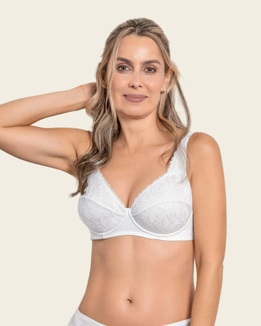 Brasier triangular con copas en encaje y espalda en tela lisa#color_000-blanco