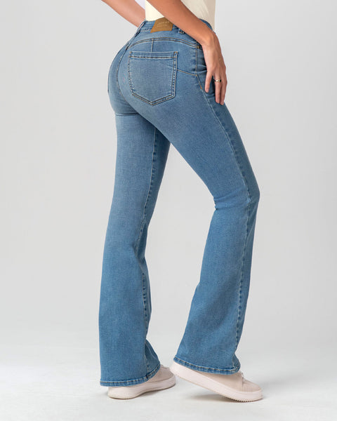 Jean levanta cola bota flare#color_022-azul-claro