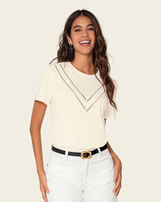 Blusa manga corta con detalle de escalerilla en V#color_018-marfil