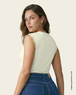 Blusa con detalle tejido en mangas#color_000-blanco