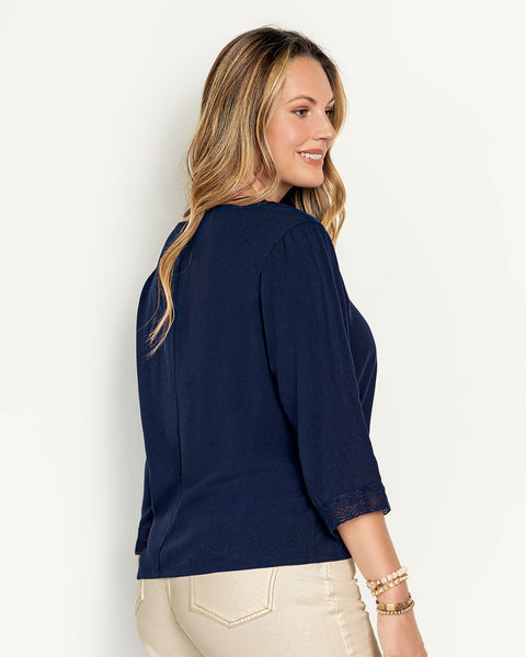 Blusa con detalle en mangas 3/4#color_517-azul