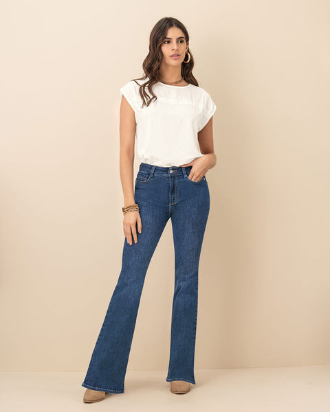 Blusa básica manga corta con detalle sobrepuesto en frente#color_018-marfil