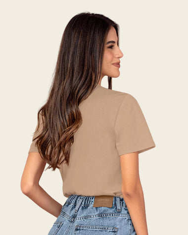 Blusa manga corta en algodón con estampado en frente#color_c54-arena