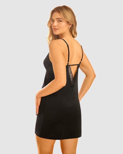 Batola corta con encaje y escote profundo en espalda Leonisa by Serez#color_700-negro