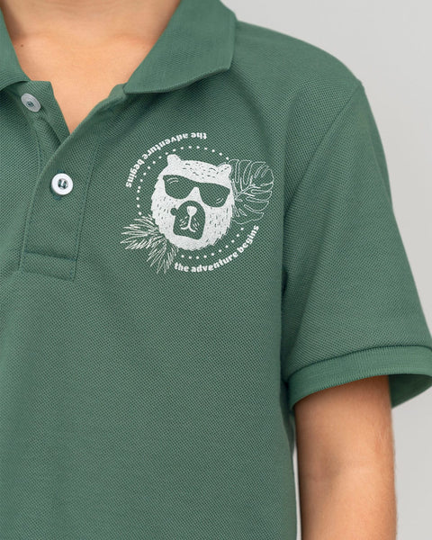 Camiseta tipo polo con perilla funcional para niño#color_198-verde-claro