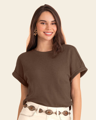 Blusa manga corta con textura#color_c23-cafe-chocolate