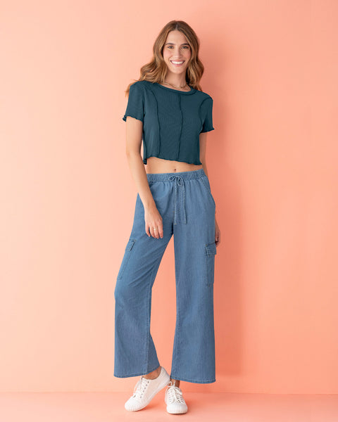 Blusa crop top con costuras expuestas decorativas#color_055-azul