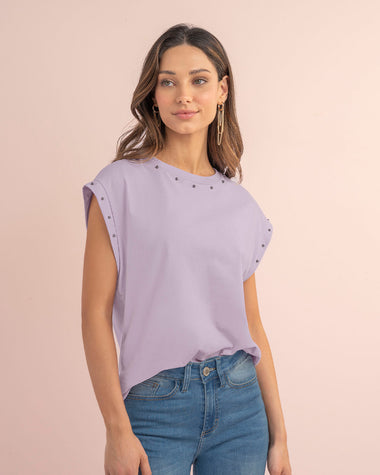 Blusa con taches en cuello y mangas#color_422-lila