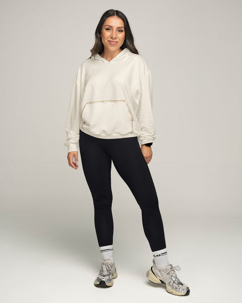 Sudadero con bolsillo tipo canguro y capucha#color_018-marfil