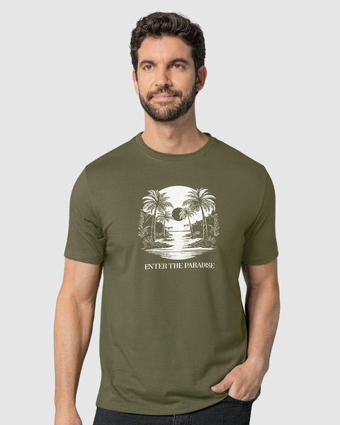 Camisa manga corta con estampado localizado y cuello redondo#color_a91-verde-militar