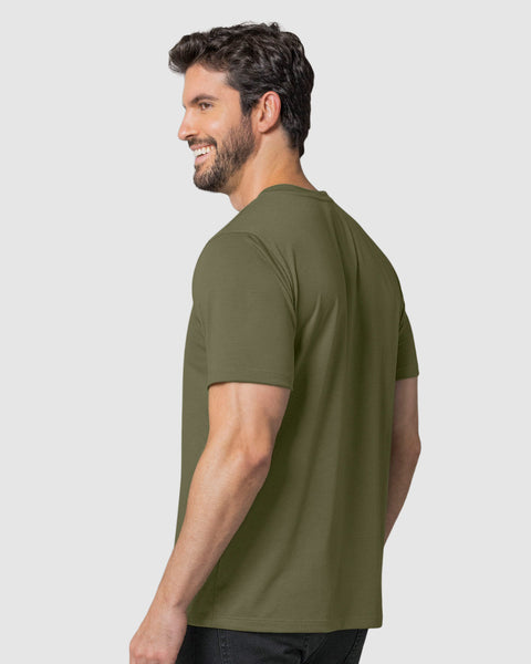 Camisa manga corta con estampado localizado y cuello redondo#color_a91-verde-militar