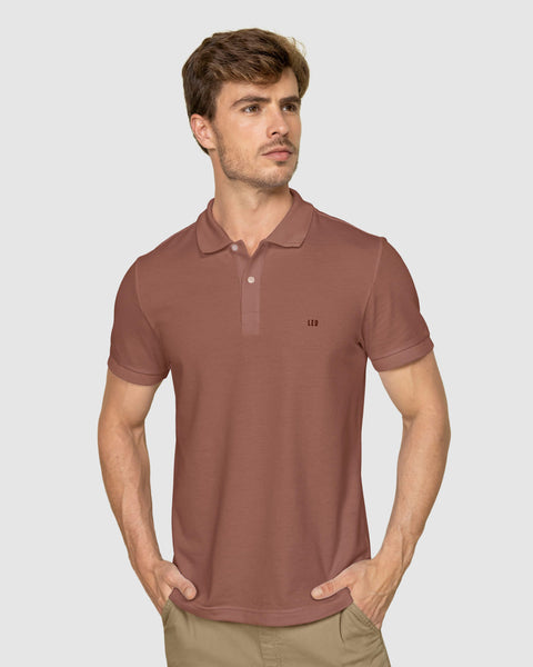 Camisa tipo polo manga corta masculina#color_a89-terracota