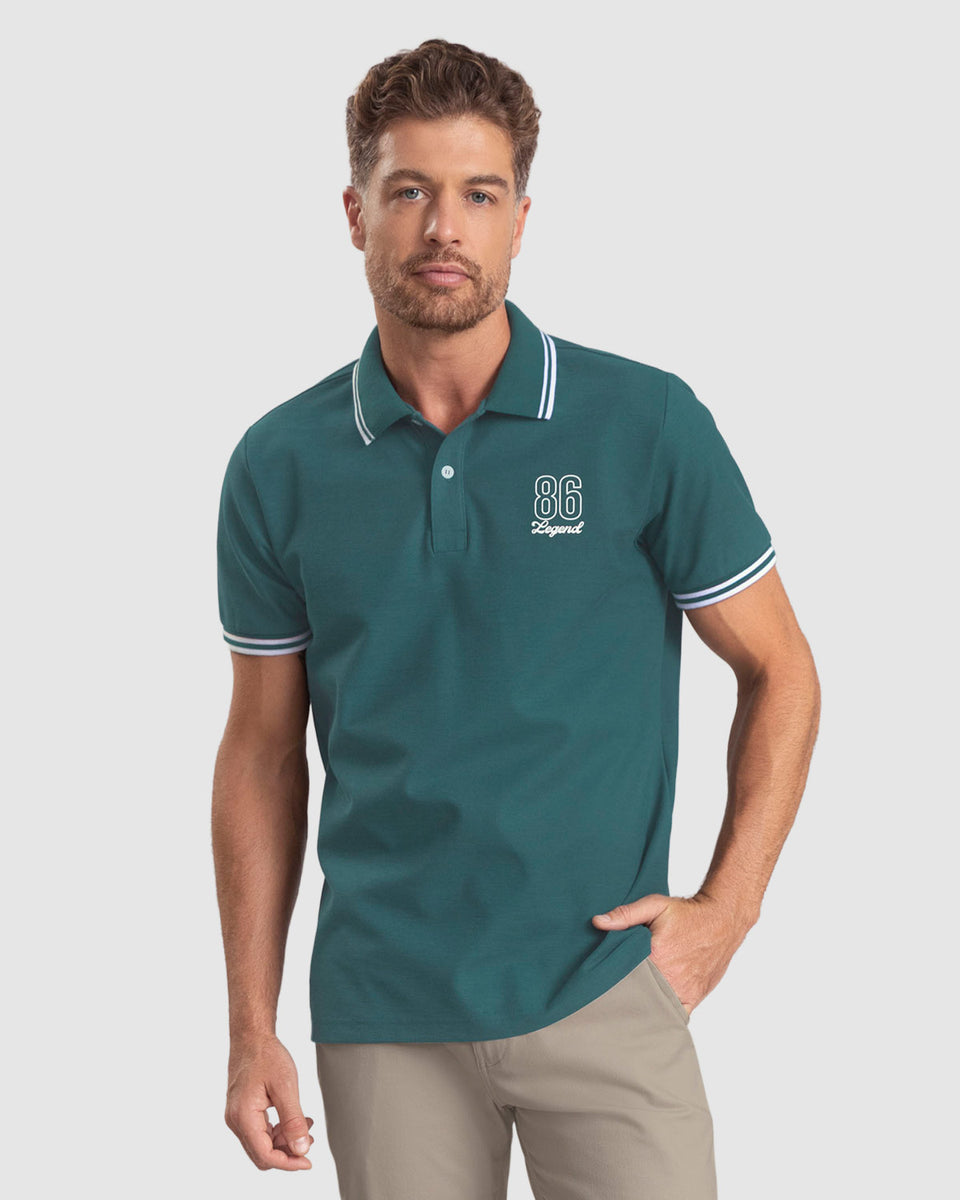 Camisa tipo polo con detalle en contraste en el cuello