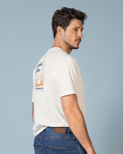 camisa-para-hombre-con-estampado-localizado-en-frente#color_808-marfil